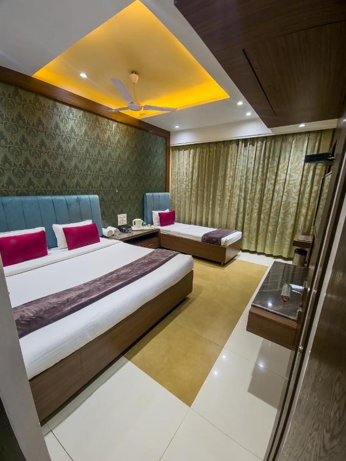 Hotel City Heart Ширді Екстер'єр фото