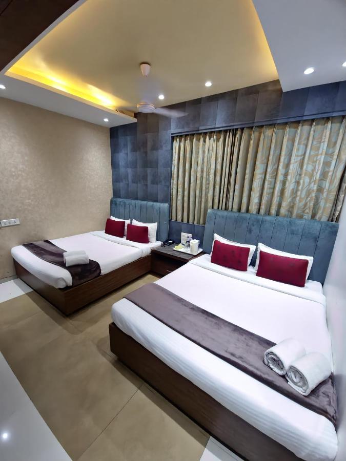 Hotel City Heart Ширді Екстер'єр фото