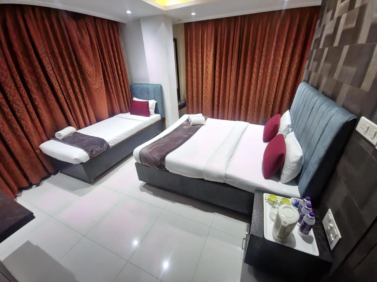 Hotel City Heart Ширді Екстер'єр фото