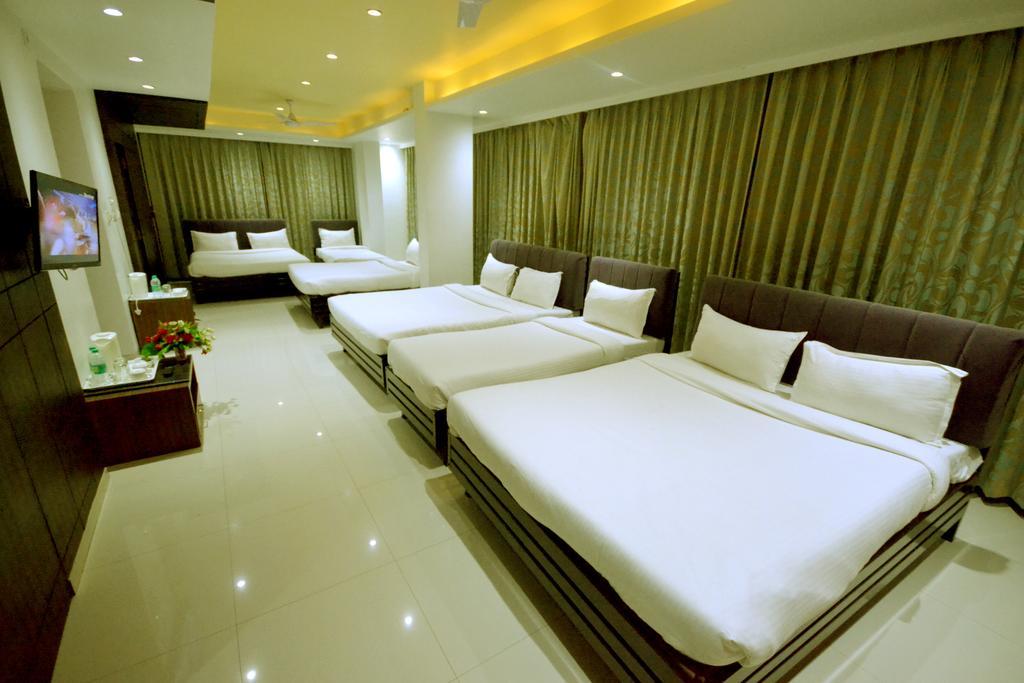 Hotel City Heart Ширді Екстер'єр фото